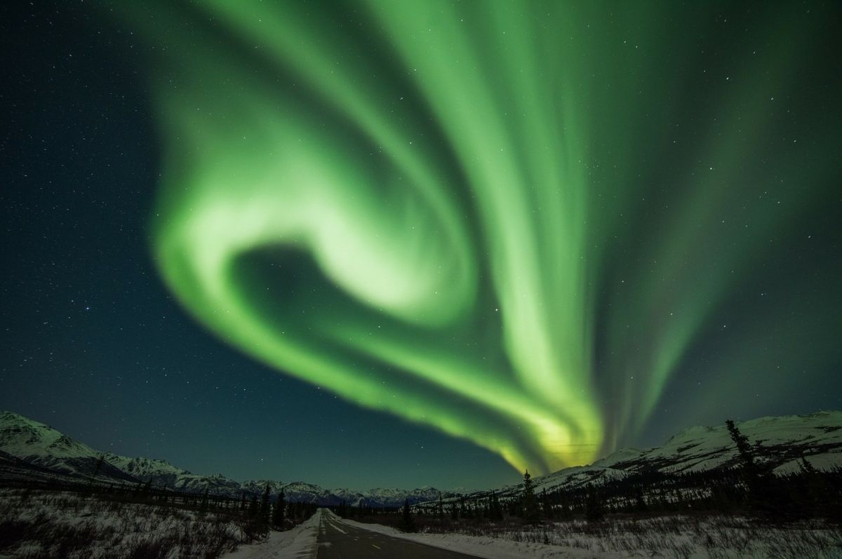 邦楽 AURORA Philosophy Photo | Aurora borealis in Alaska | UCLA